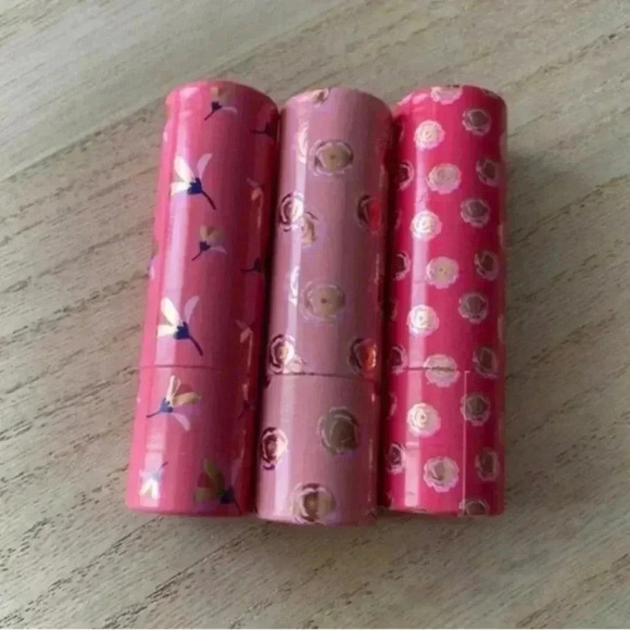 🆕3-PC Lip Balm Pink Floral Print Package🆕 - Picture 1 of 4